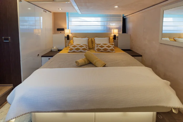 CRHANCHI 60 ST INTERIOR