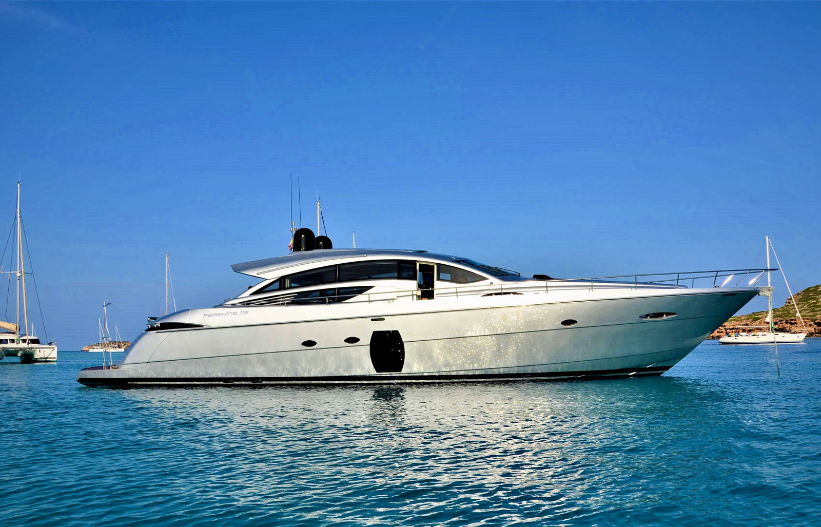 charter a yacht ibiza