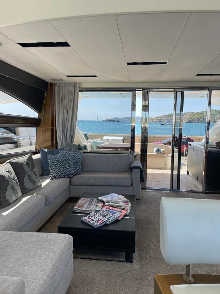 PV72 SHAKA COMEDOR ALQUILER 2023