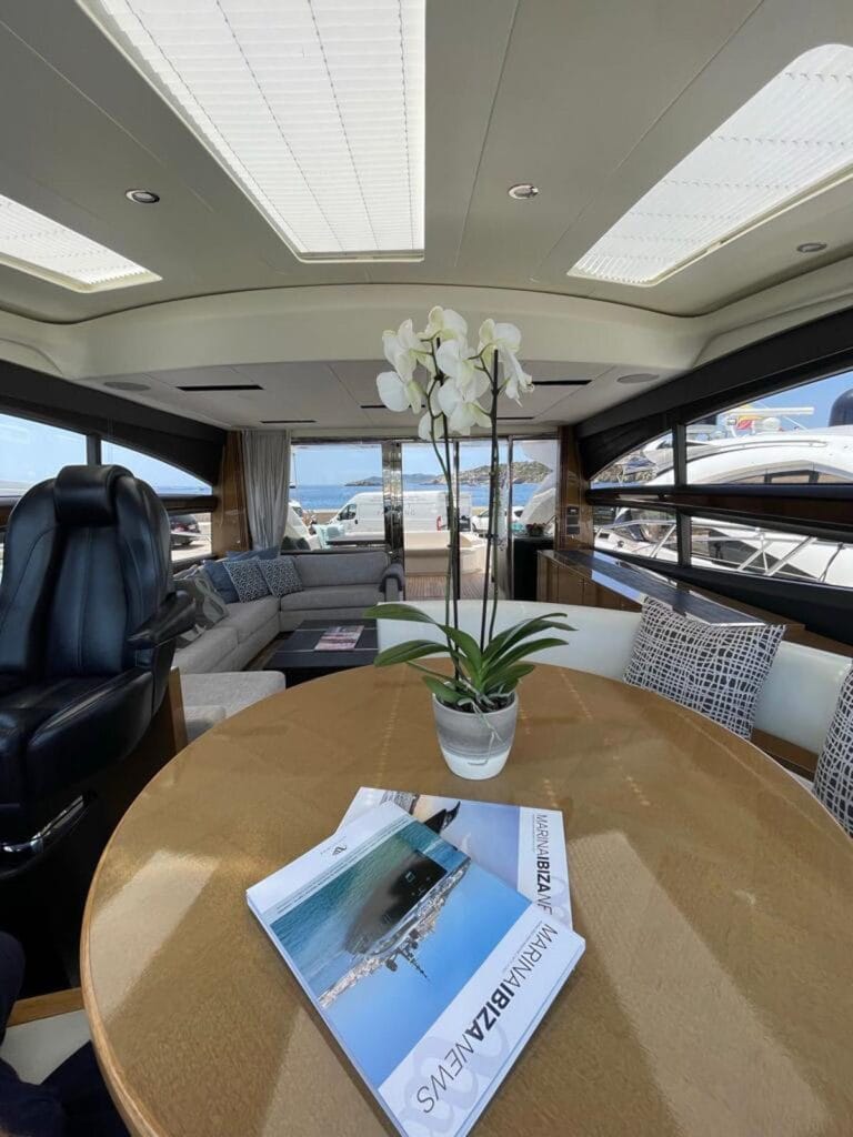 PV72 SHAKA COMEDOR SALON ALQUILER 2023 (1)