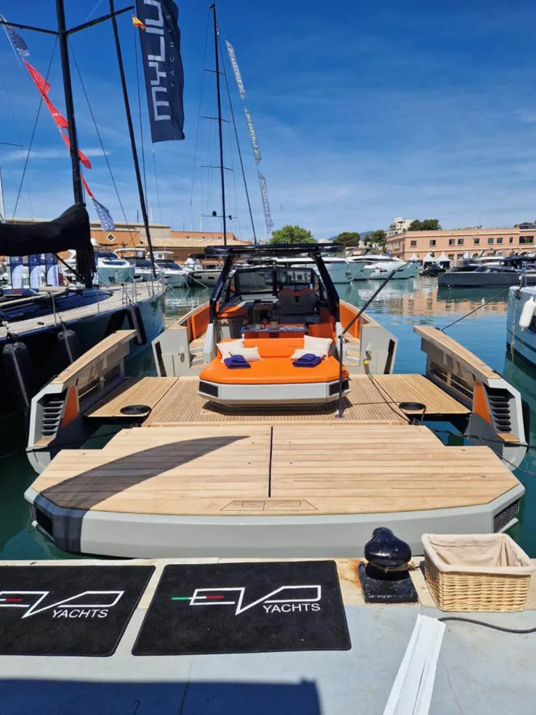 WhatsApp Image 2023-08-29 at 16.45.00 (1)