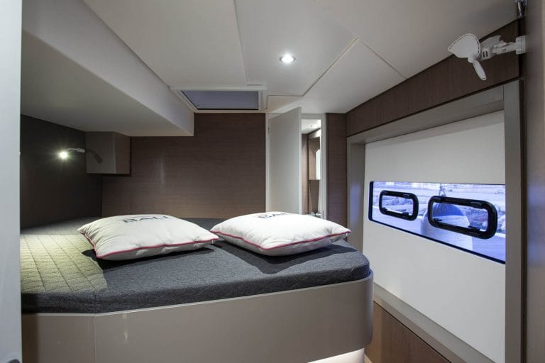 Double cabin