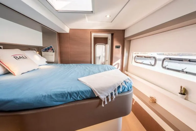 Double cabin(1)