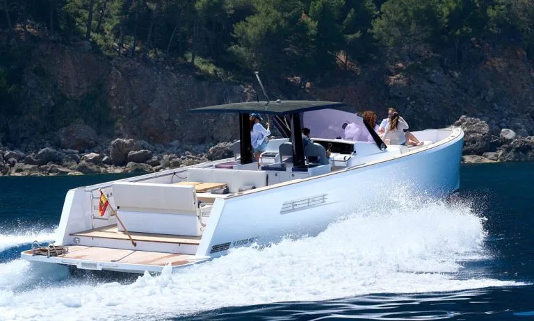 Fjord-40S-Open-P1-Ibiza-3