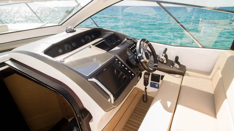 Sunseeker-Portofino-40-Payu-Yacht-Barcoibiza-3