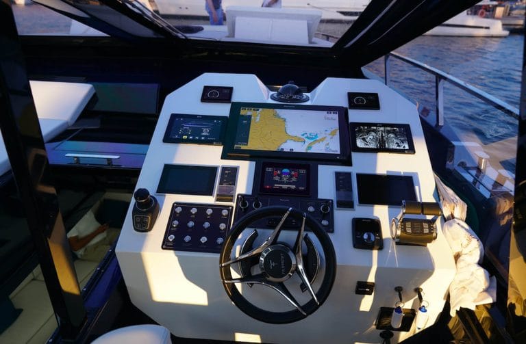 filo-yacht-70-808651_656f5f4abfb7a