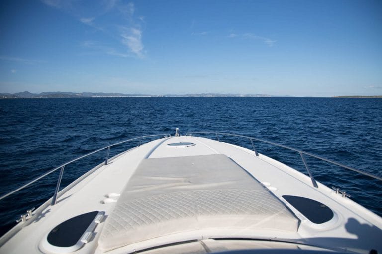 64b912317d52325c21af661b_SSuperhawk48_WatchMe_05