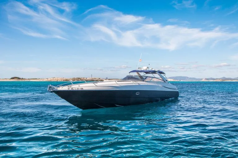 64b912317d52325c21af6636_SSuperhawk48_WatchMe_12