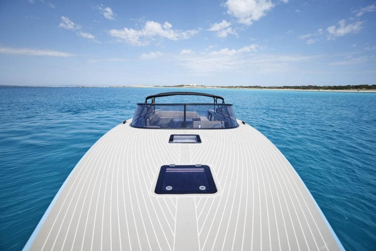 d3e53434-b1f1-49d3-9386-2162eec45c03