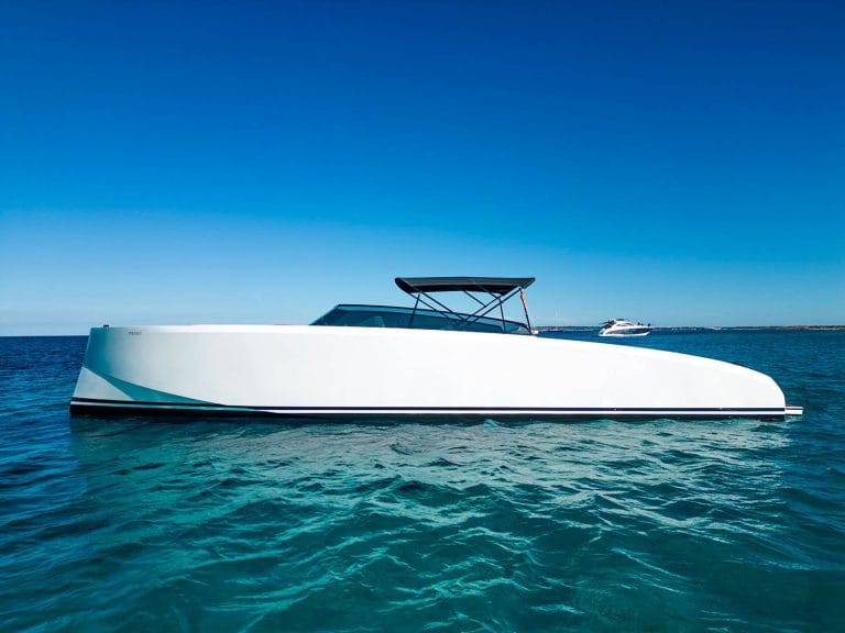 vanquish-yacht-tequila3