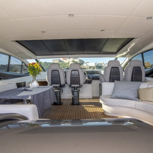 Pershing 62