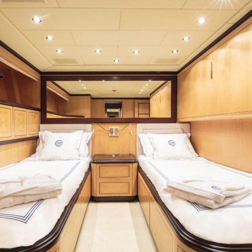  MANGUSTA 92 Bedroom